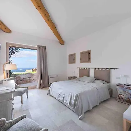 Lino Villa Porto Cervo